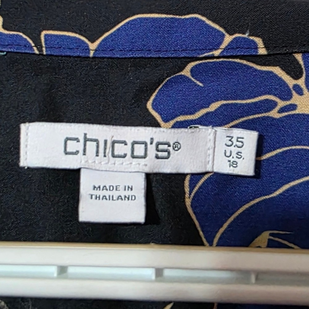Chico's Women 18 XL Button Down Shirt Blue Floral Cotton Blend Blouse Top - Picture 5 of 6